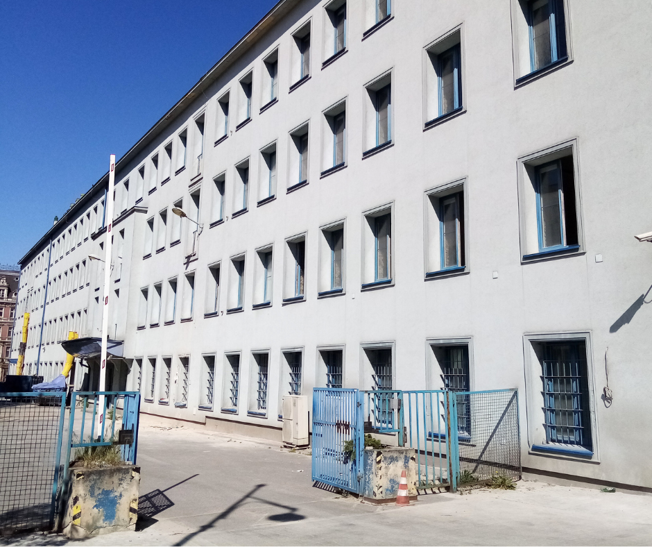 Oficyna na start! Trwają prace przygotowawcze przy Piotrkowskiej 58.